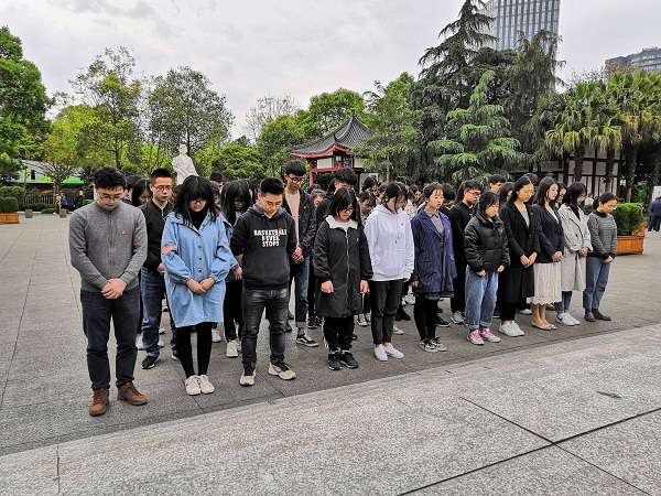 QQ图片20190402190903 - 副本.jpg QQ图片20190402190903 - 副本.jpg